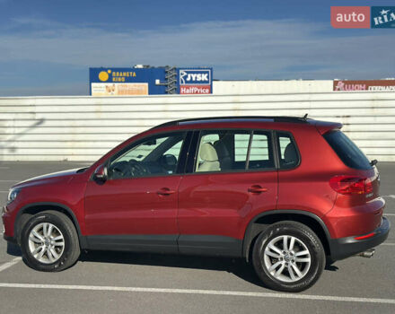 Красный Фольксваген Тигуан, объемом двигателя 1.98 л и пробегом 94 тыс. км за 13750 $, фото 12 на Automoto.ua