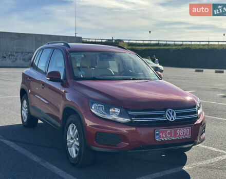 Красный Фольксваген Тигуан, объемом двигателя 1.98 л и пробегом 94 тыс. км за 13750 $, фото 5 на Automoto.ua