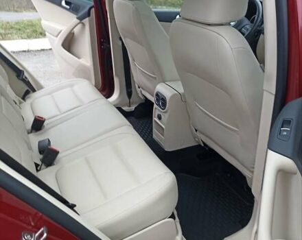 Фольксваген Тігуан 2015 у Буче на Automoto.ua Червоний Фольксваген Тігуан, об'ємом двигуна 1.98 л та пробігом 93 тис. км за 15200 $, фото 24 на Automoto.ua