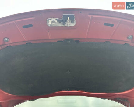 Червоний Фольксваген Тігуан, об'ємом двигуна 2 л та пробігом 140 тис. км за 11100 $, фото 19 на Automoto.ua