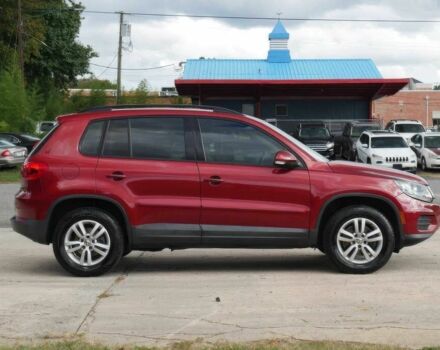 Червоний Фольксваген Тігуан, об'ємом двигуна 2 л та пробігом 80 тис. км за 7200 $, фото 7 на Automoto.ua