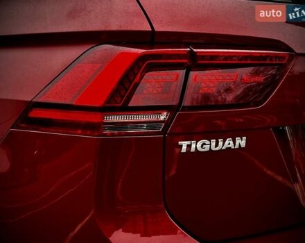 Красный Фольксваген Тигуан, объемом двигателя 1.98 л и пробегом 220 тыс. км за 19900 $, фото 18 на Automoto.ua