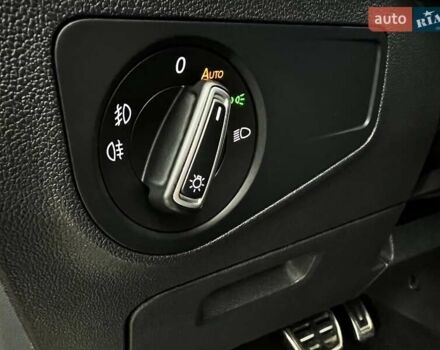 Красный Фольксваген Тигуан, объемом двигателя 1.98 л и пробегом 220 тыс. км за 19900 $, фото 54 на Automoto.ua