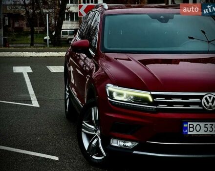 Красный Фольксваген Тигуан, объемом двигателя 1.98 л и пробегом 220 тыс. км за 19900 $, фото 25 на Automoto.ua