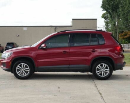 Червоний Фольксваген Тігуан, об'ємом двигуна 2 л та пробігом 80 тис. км за 7200 $, фото 3 на Automoto.ua