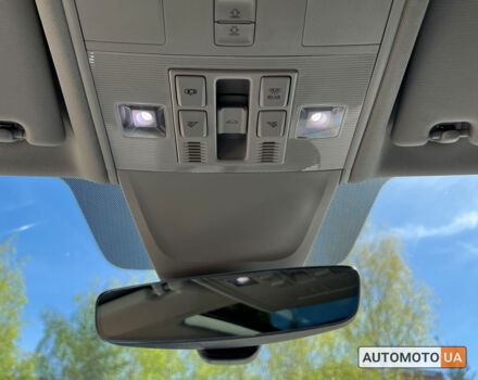 Красный Фольксваген Тигуан, объемом двигателя 2 л и пробегом 225 тыс. км за 18700 $, фото 19 на Automoto.ua