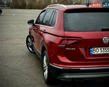 Красный Фольксваген Тигуан, объемом двигателя 1.98 л и пробегом 220 тыс. км за 19900 $, фото 19 на Automoto.ua