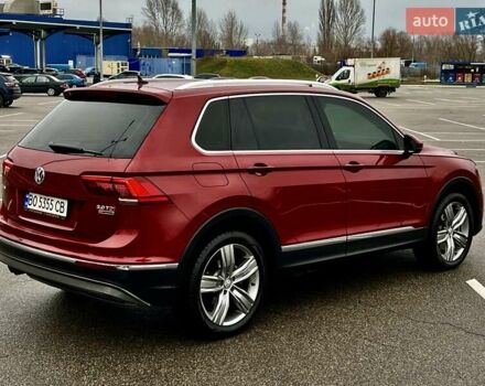 Красный Фольксваген Тигуан, объемом двигателя 1.98 л и пробегом 220 тыс. км за 19900 $, фото 5 на Automoto.ua