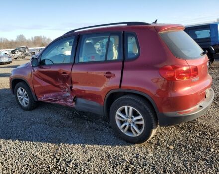 Красный Фольксваген Тигуан, объемом двигателя 2 л и пробегом 73 тыс. км за 10000 $, фото 3 на Automoto.ua