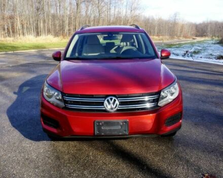 Красный Фольксваген Тигуан, объемом двигателя 2 л и пробегом 79 тыс. км за 7000 $, фото 1 на Automoto.ua