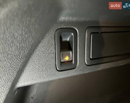 Красный Фольксваген Тигуан, объемом двигателя 1.98 л и пробегом 220 тыс. км за 19900 $, фото 66 на Automoto.ua