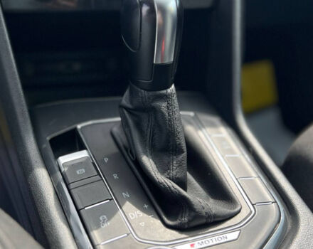 Червоний Фольксваген Тігуан, об'ємом двигуна 2 л та пробігом 127 тис. км за 17700 $, фото 14 на Automoto.ua