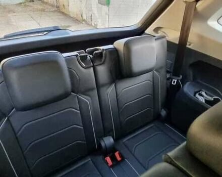 Красный Фольксваген Тигуан, объемом двигателя 1.98 л и пробегом 65 тыс. км за 23500 $, фото 10 на Automoto.ua