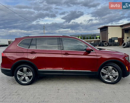 Красный Фольксваген Тигуан, объемом двигателя 2 л и пробегом 52 тыс. км за 22900 $, фото 8 на Automoto.ua