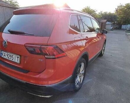 Красный Фольксваген Тигуан, объемом двигателя 1.98 л и пробегом 65 тыс. км за 23500 $, фото 15 на Automoto.ua