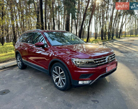 Красный Фольксваген Тигуан, объемом двигателя 2 л и пробегом 91 тыс. км за 18900 $, фото 4 на Automoto.ua