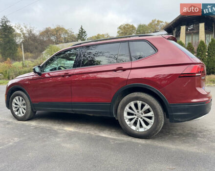 Красный Фольксваген Тигуан, объемом двигателя 2 л и пробегом 156 тыс. км за 16700 $, фото 47 на Automoto.ua