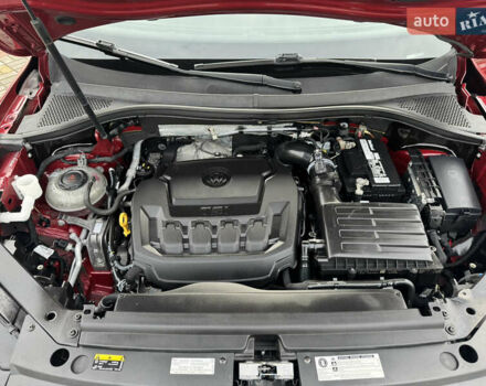 Червоний Фольксваген Тігуан, об'ємом двигуна 1.98 л та пробігом 176 тис. км за 16988 $, фото 24 на Automoto.ua