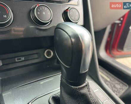 Красный Фольксваген Тигуан, объемом двигателя 2 л и пробегом 156 тыс. км за 16700 $, фото 76 на Automoto.ua