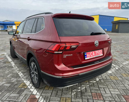 Червоний Фольксваген Тігуан, об'ємом двигуна 1.98 л та пробігом 176 тис. км за 16988 $, фото 10 на Automoto.ua