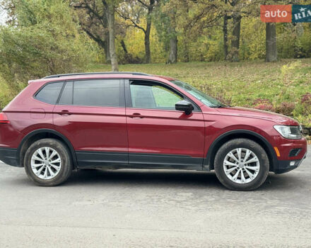 Красный Фольксваген Тигуан, объемом двигателя 2 л и пробегом 156 тыс. км за 16700 $, фото 24 на Automoto.ua