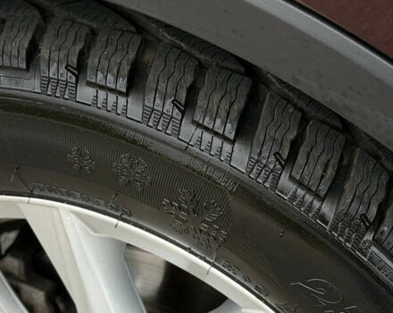 Красный Фольксваген Тигуан, объемом двигателя 1.98 л и пробегом 64 тыс. км за 29000 $, фото 9 на Automoto.ua