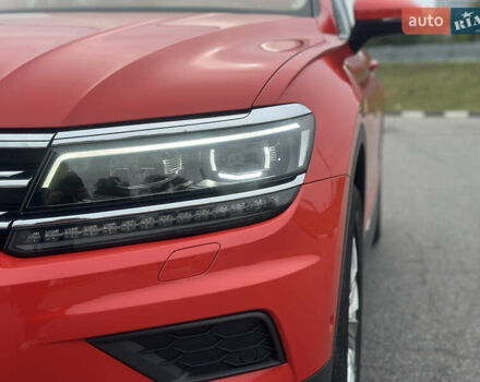 Красный Фольксваген Тигуан, объемом двигателя 1.97 л и пробегом 97 тыс. км за 26300 $, фото 8 на Automoto.ua