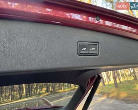 Красный Фольксваген Тигуан, объемом двигателя 2 л и пробегом 91 тыс. км за 18900 $, фото 13 на Automoto.ua