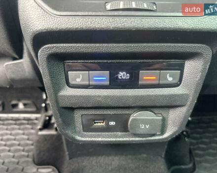 Красный Фольксваген Тигуан, объемом двигателя 1.97 л и пробегом 97 тыс. км за 26300 $, фото 11 на Automoto.ua