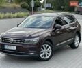 Красный Фольксваген Тигуан, объемом двигателя 1.98 л и пробегом 72 тыс. км за 27500 $, фото 1 на Automoto.ua