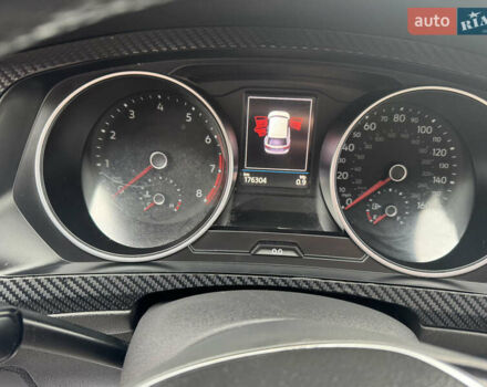 Червоний Фольксваген Тігуан, об'ємом двигуна 1.98 л та пробігом 176 тис. км за 16588 $, фото 15 на Automoto.ua