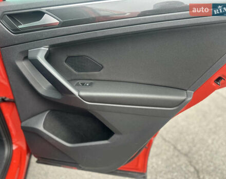 Красный Фольксваген Тигуан, объемом двигателя 1.97 л и пробегом 97 тыс. км за 26300 $, фото 15 на Automoto.ua