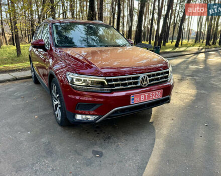 Красный Фольксваген Тигуан, объемом двигателя 2 л и пробегом 91 тыс. км за 18900 $, фото 31 на Automoto.ua
