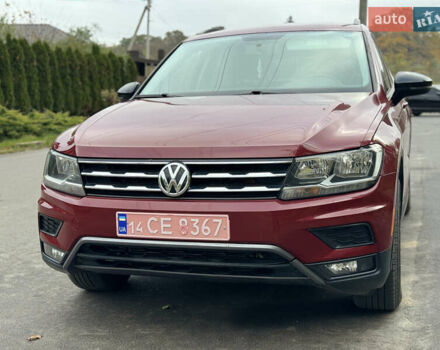Красный Фольксваген Тигуан, объемом двигателя 2 л и пробегом 156 тыс. км за 16700 $, фото 7 на Automoto.ua