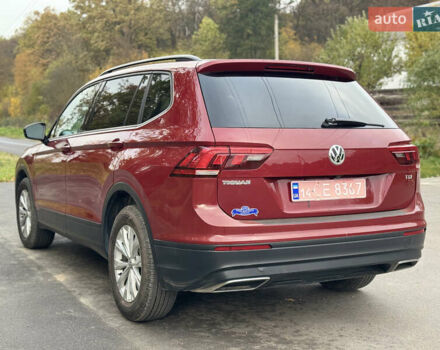 Красный Фольксваген Тигуан, объемом двигателя 2 л и пробегом 156 тыс. км за 16700 $, фото 42 на Automoto.ua