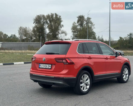 Красный Фольксваген Тигуан, объемом двигателя 1.97 л и пробегом 97 тыс. км за 26300 $, фото 4 на Automoto.ua
