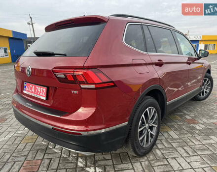 Червоний Фольксваген Тігуан, об'ємом двигуна 1.98 л та пробігом 176 тис. км за 16588 $, фото 13 на Automoto.ua