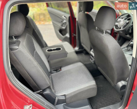 Красный Фольксваген Тигуан, объемом двигателя 2 л и пробегом 156 тыс. км за 16700 $, фото 66 на Automoto.ua