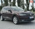 Красный Фольксваген Тигуан, объемом двигателя 1.98 л и пробегом 72 тыс. км за 27500 $, фото 8 на Automoto.ua