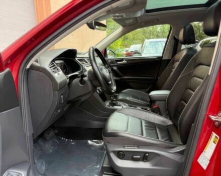 Красный Фольксваген Тигуан, объемом двигателя 2 л и пробегом 40 тыс. км за 11100 $, фото 7 на Automoto.ua