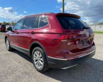 Червоний Фольксваген Тігуан, об'ємом двигуна 2 л та пробігом 49 тис. км за 9850 $, фото 7 на Automoto.ua