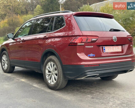 Красный Фольксваген Тигуан, объемом двигателя 2 л и пробегом 156 тыс. км за 16700 $, фото 43 на Automoto.ua
