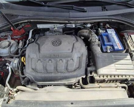 Червоний Фольксваген Тігуан, об'ємом двигуна 1.98 л та пробігом 110 тис. км за 21600 $, фото 17 на Automoto.ua