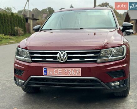 Красный Фольксваген Тигуан, объемом двигателя 2 л и пробегом 156 тыс. км за 16700 $, фото 8 на Automoto.ua