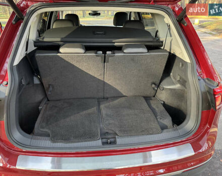 Красный Фольксваген Тигуан, объемом двигателя 2 л и пробегом 91 тыс. км за 18900 $, фото 14 на Automoto.ua