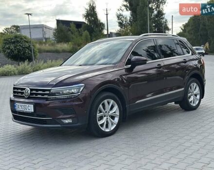 Красный Фольксваген Тигуан, объемом двигателя 1.98 л и пробегом 72 тыс. км за 27500 $, фото 3 на Automoto.ua
