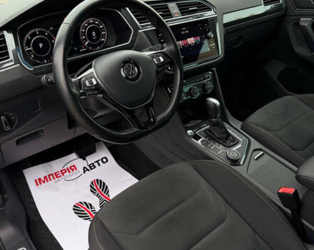 Красный Фольксваген Тигуан, объемом двигателя 1.98 л и пробегом 64 тыс. км за 29000 $, фото 13 на Automoto.ua