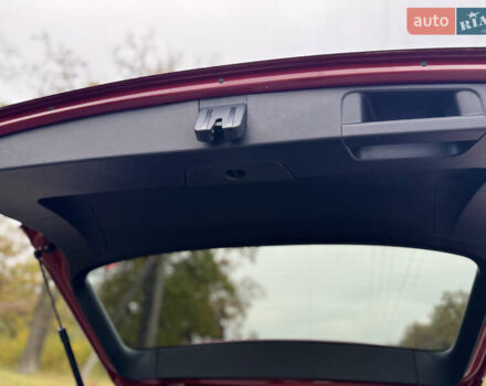 Красный Фольксваген Тигуан, объемом двигателя 2 л и пробегом 156 тыс. км за 16700 $, фото 86 на Automoto.ua