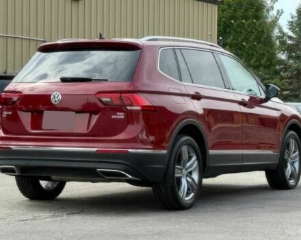 Красный Фольксваген Тигуан, объемом двигателя 2 л и пробегом 40 тыс. км за 11100 $, фото 6 на Automoto.ua