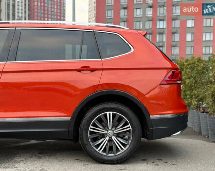 Красный Фольксваген Тигуан, объемом двигателя 2 л и пробегом 46 тыс. км за 22500 $, фото 10 на Automoto.ua